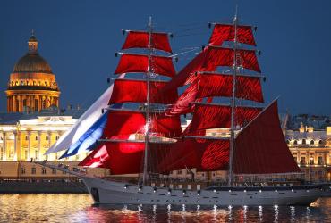 Sankt Petersburg’da büyüleyici Beyaz Geceler
